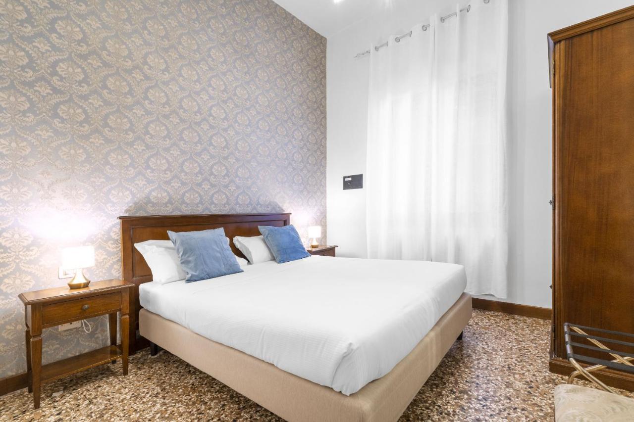 Residenza Centopietre - Dorsoduro By Wonderful Italy Венеція Екстер'єр фото